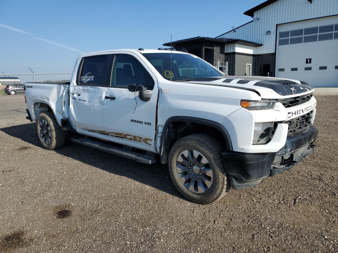 2022 Chevrolet Silverado K2500 Custom - Image 4