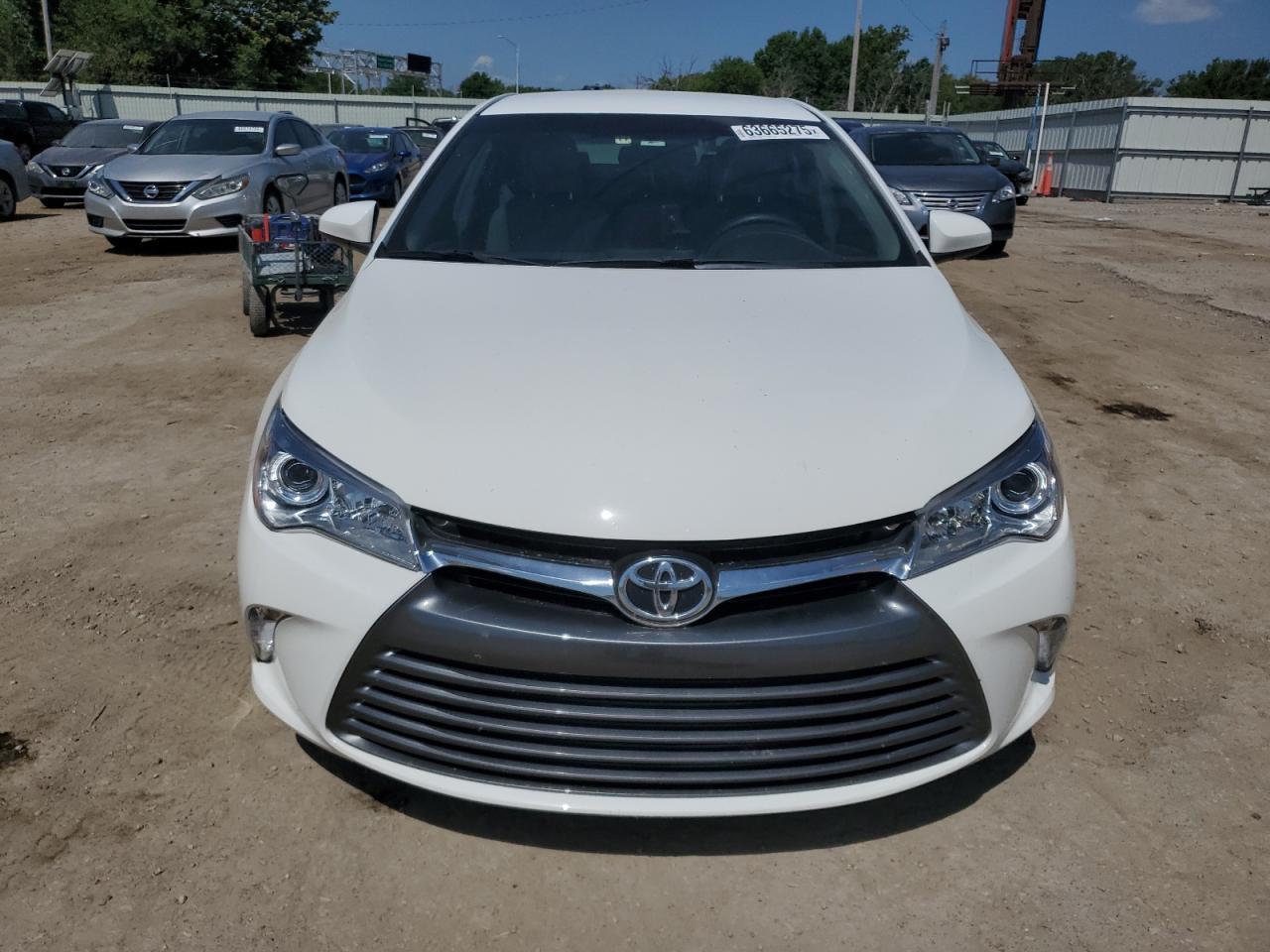 2017 Toyota Camry Le - Фото 5