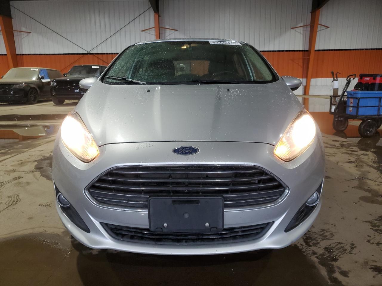 2014 Ford Fiesta Se - Фото 5