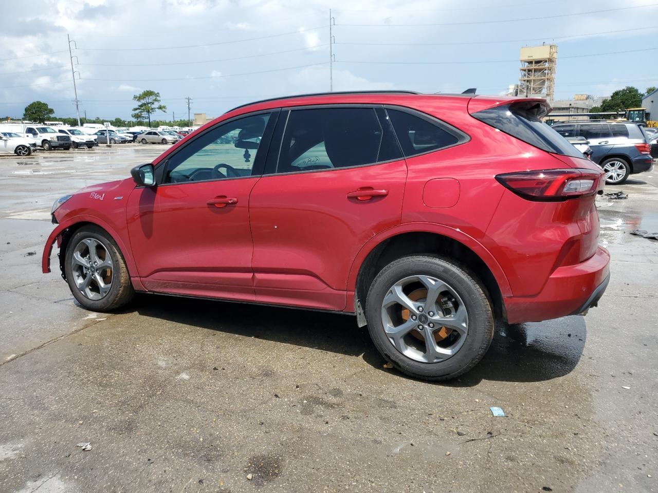 2024 Ford Escape St Line - Image 2