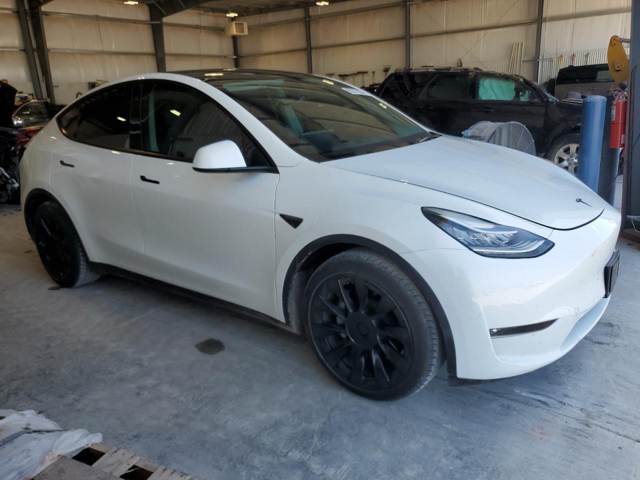 2021 Tesla Model Y - Фото 4