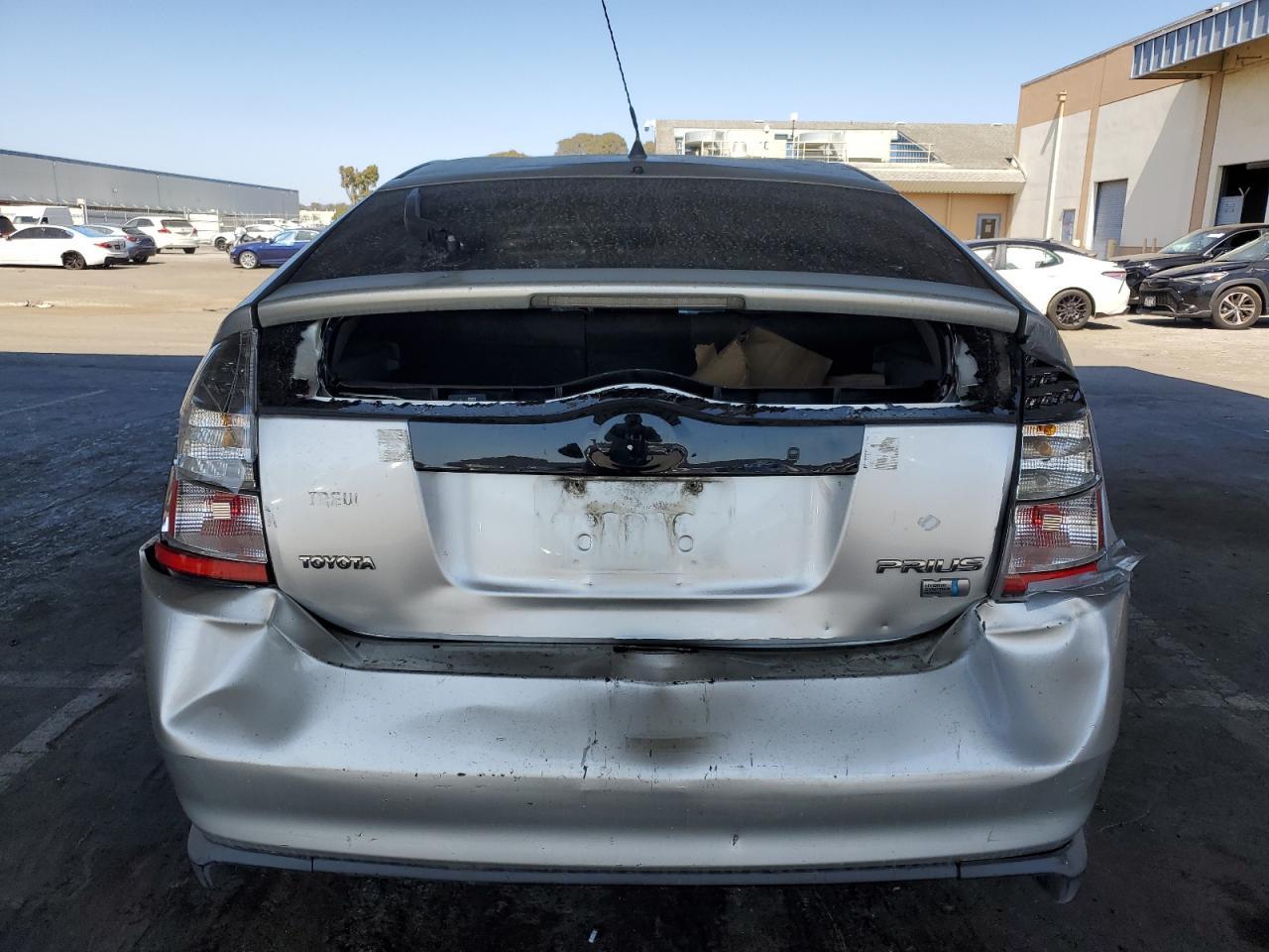 2004 Toyota Prius - Фото 6