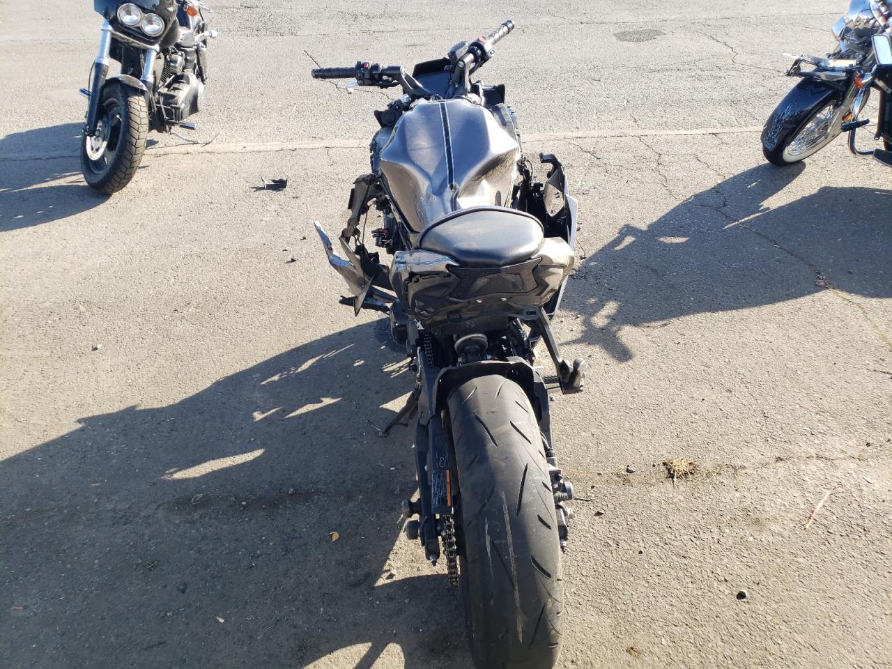 2021 Kawasaki Ex650 M - Фото 4