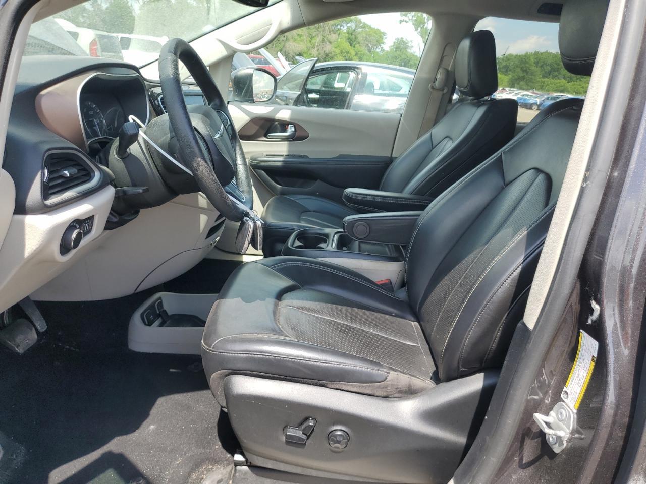 2020 Chrysler Voyager Lxi - Фото 7