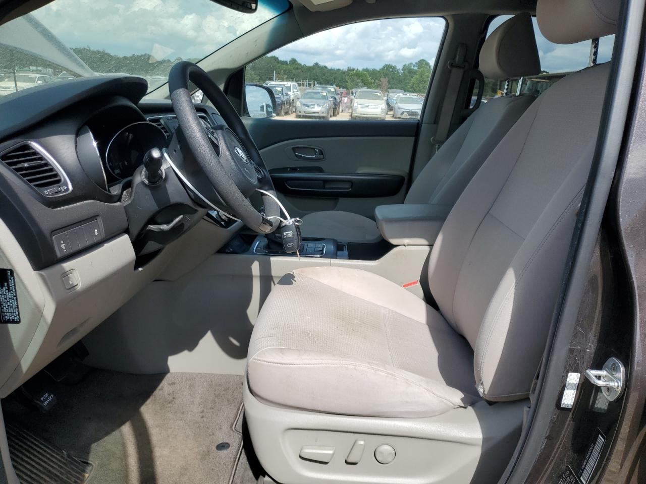 2016 Kia Sedona Lx - Фото 7