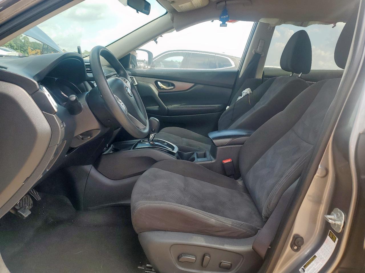 2015 Nissan Rogue S - Фото 7