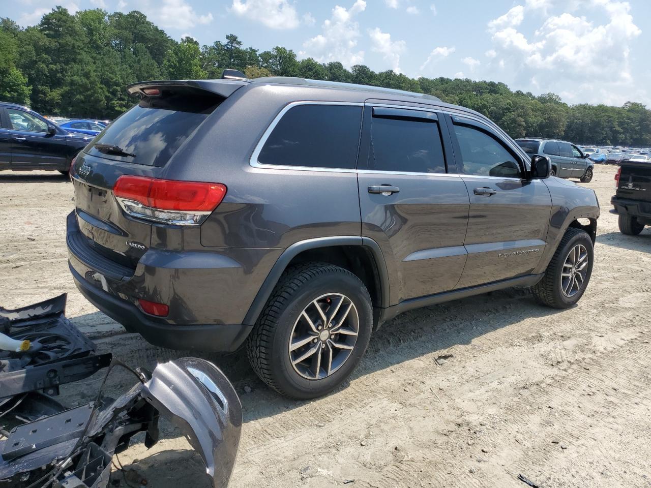2018 Jeep Grand Cherokee Laredo - Фото 3