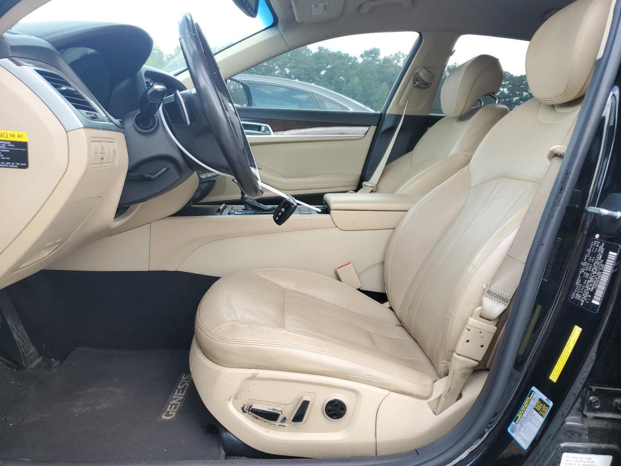 2016 Hyundai Genesis 3.8L - Фото 7