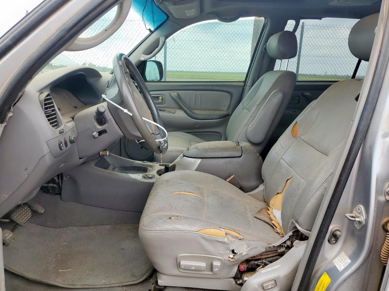 2002 Toyota Sequoia Limited - Image 7