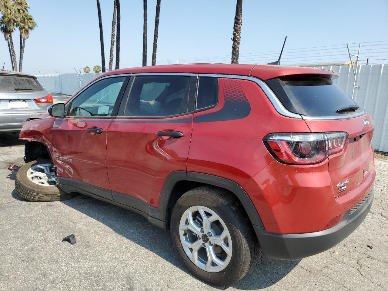 2025 Jeep Compass Sport - Фото 2