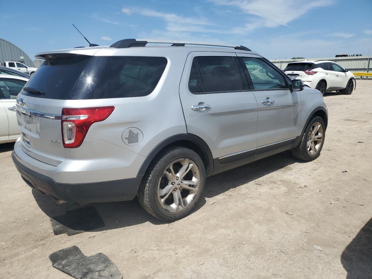 2013 Ford Explorer Limited - Image 3