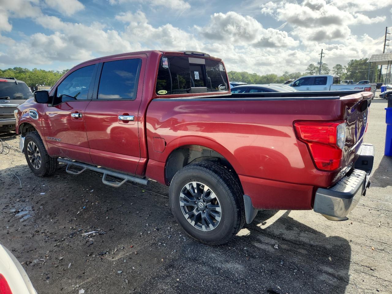 2017 Nissan Titan S - Фото 2