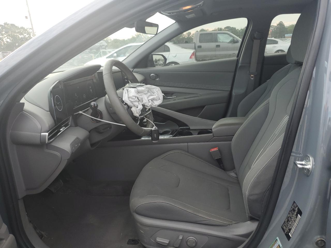 2022 Hyundai Elantra Sel - Image 7