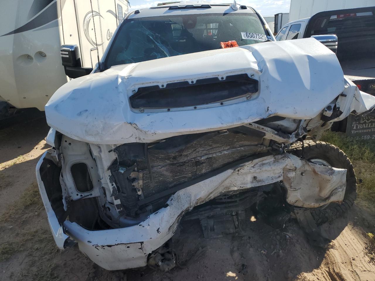 2022 Chevrolet Silverado K3500 High Country - Image 5