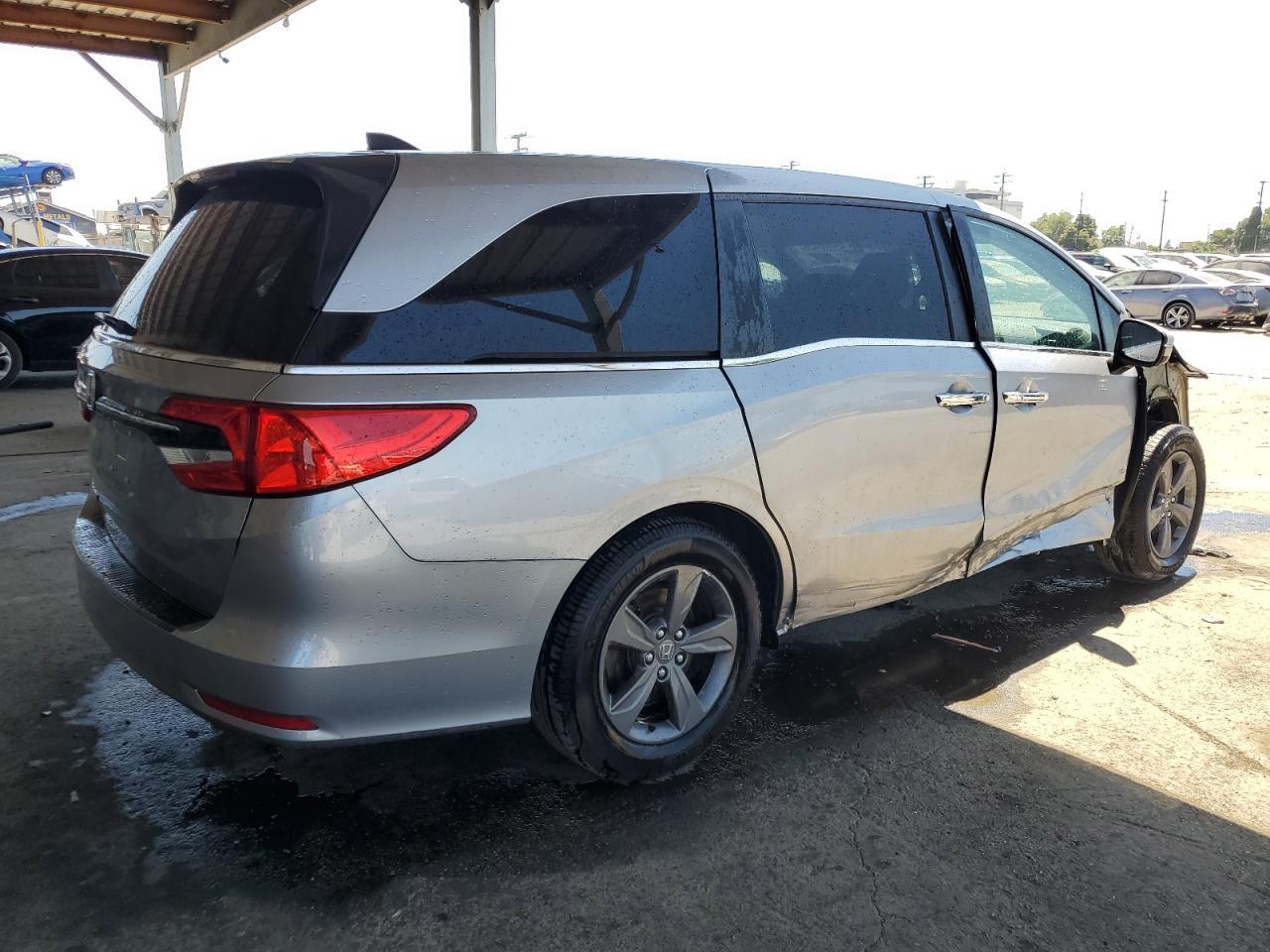 2022 Honda Odyssey Ex - Image 3