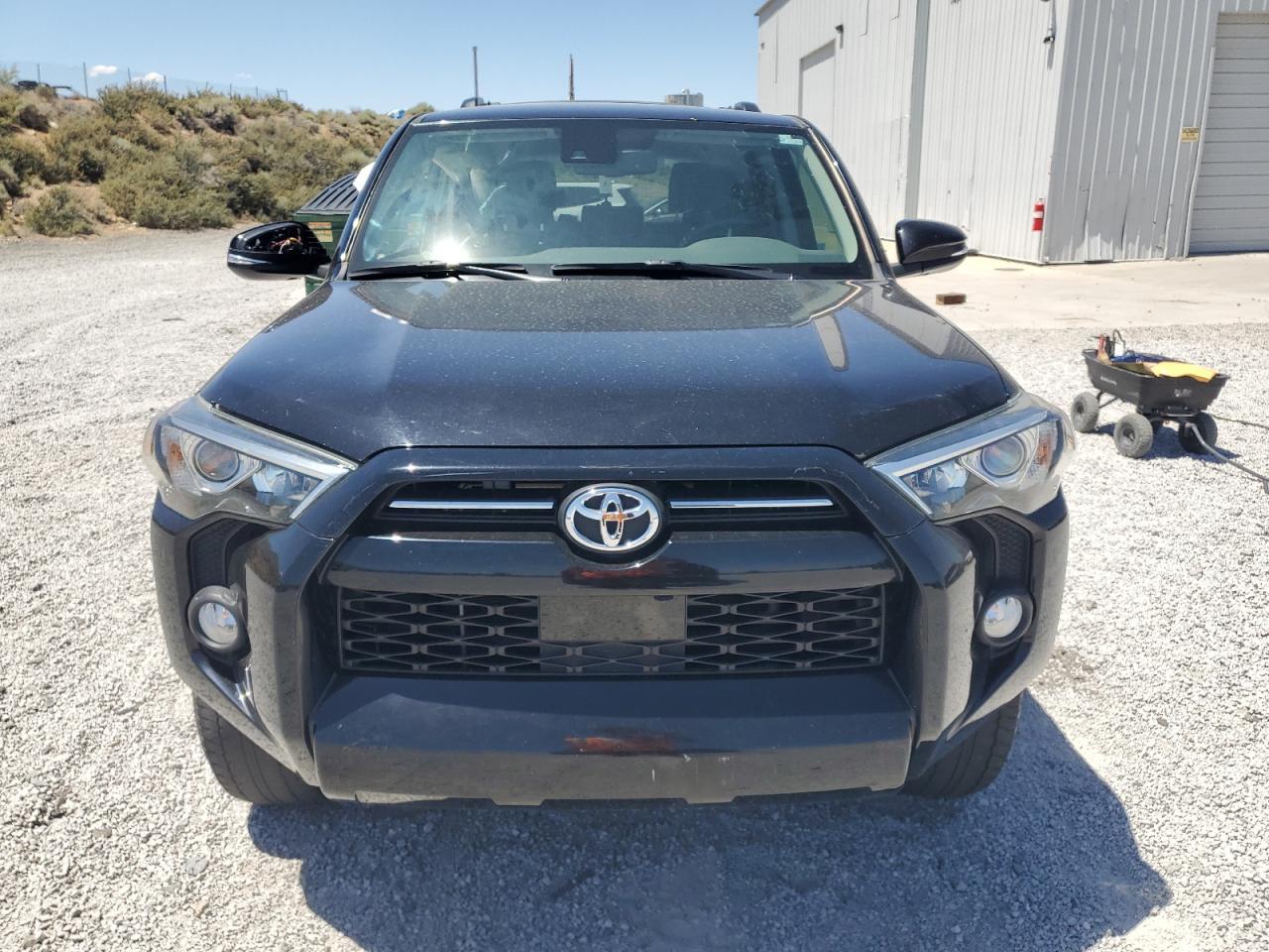 2020 Toyota 4Runner Sr5/Sr5 Premium - Image 5