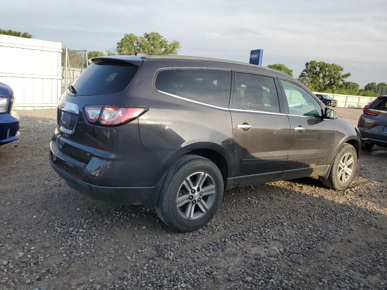 2017 Chevrolet Traverse Lt - Фото 3