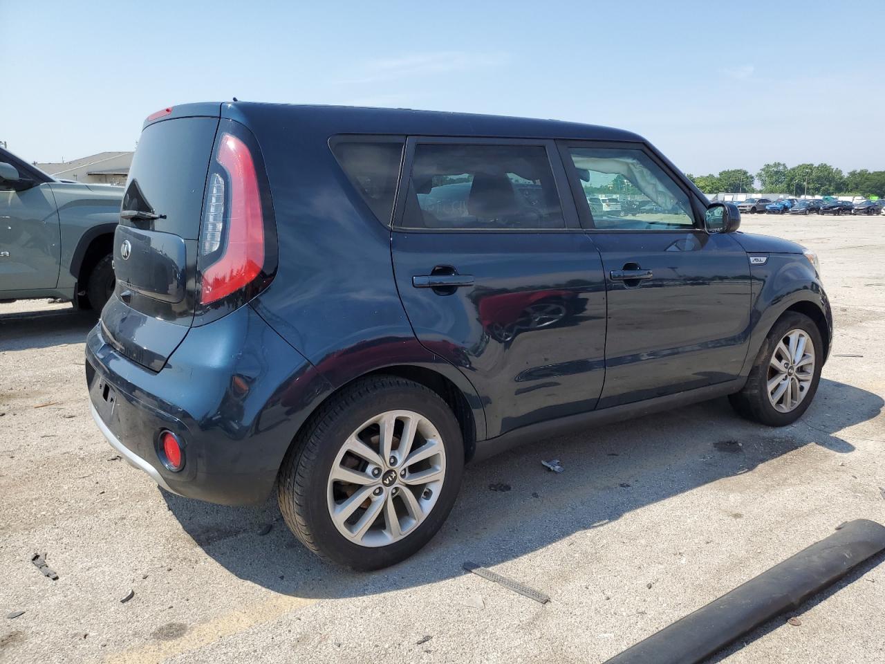2017 Kia Soul + - Фото 3