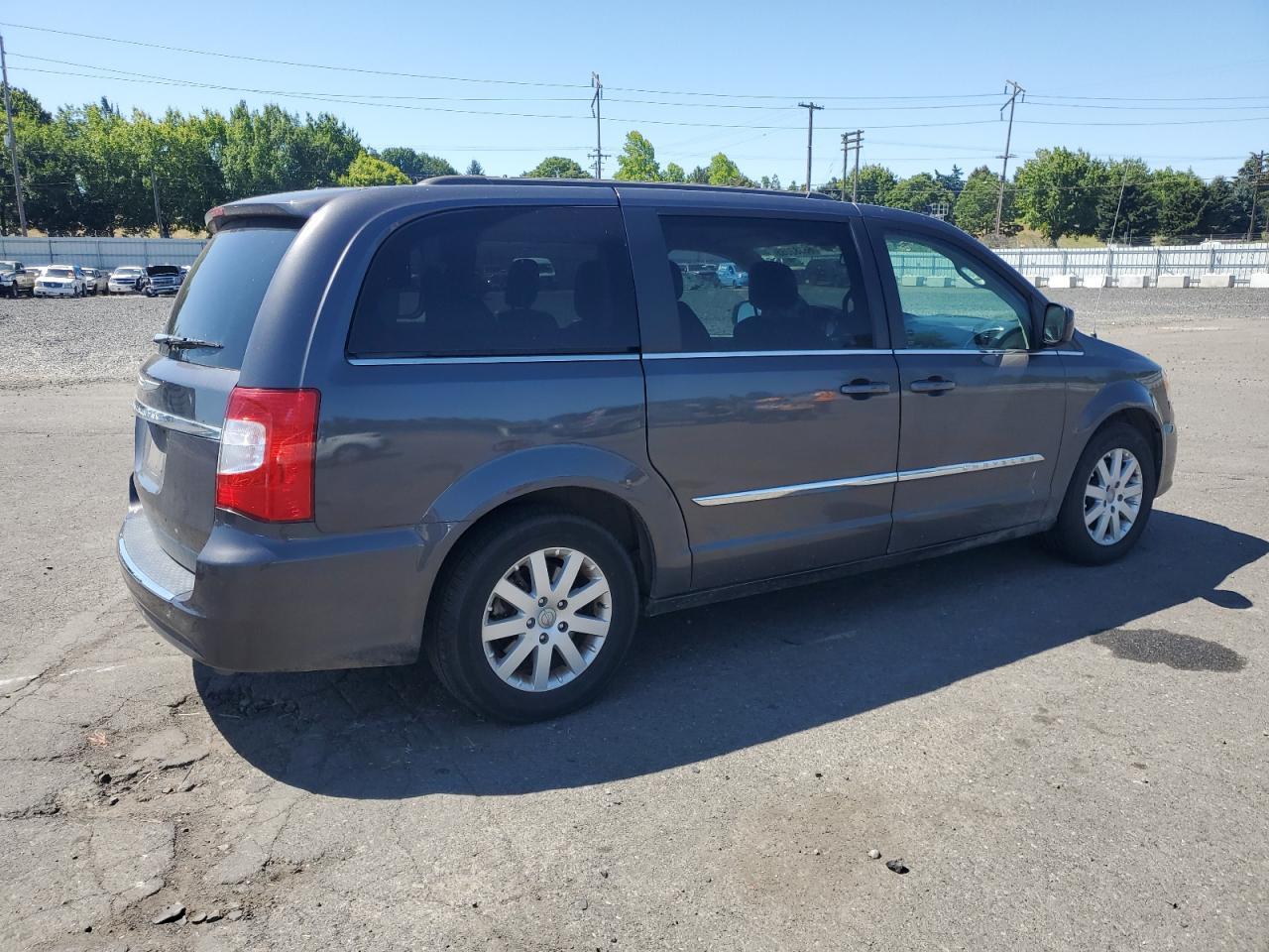2015 Chrysler Town & Country Touring Touring - Image 3