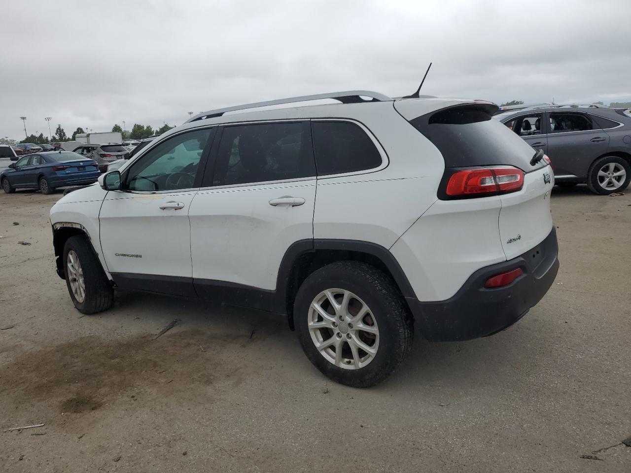 2017 Jeep Cherokee Latitude - Фото 2
