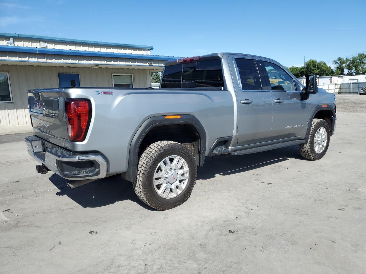 2024 GMC Sierra K2500 Sle - Image 3