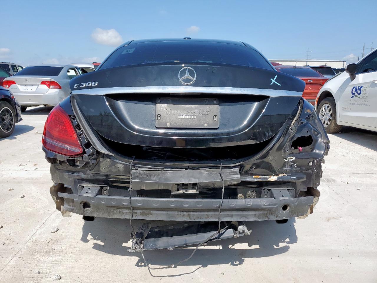 2019 Mercedes-Benz C 300 - Фото 6