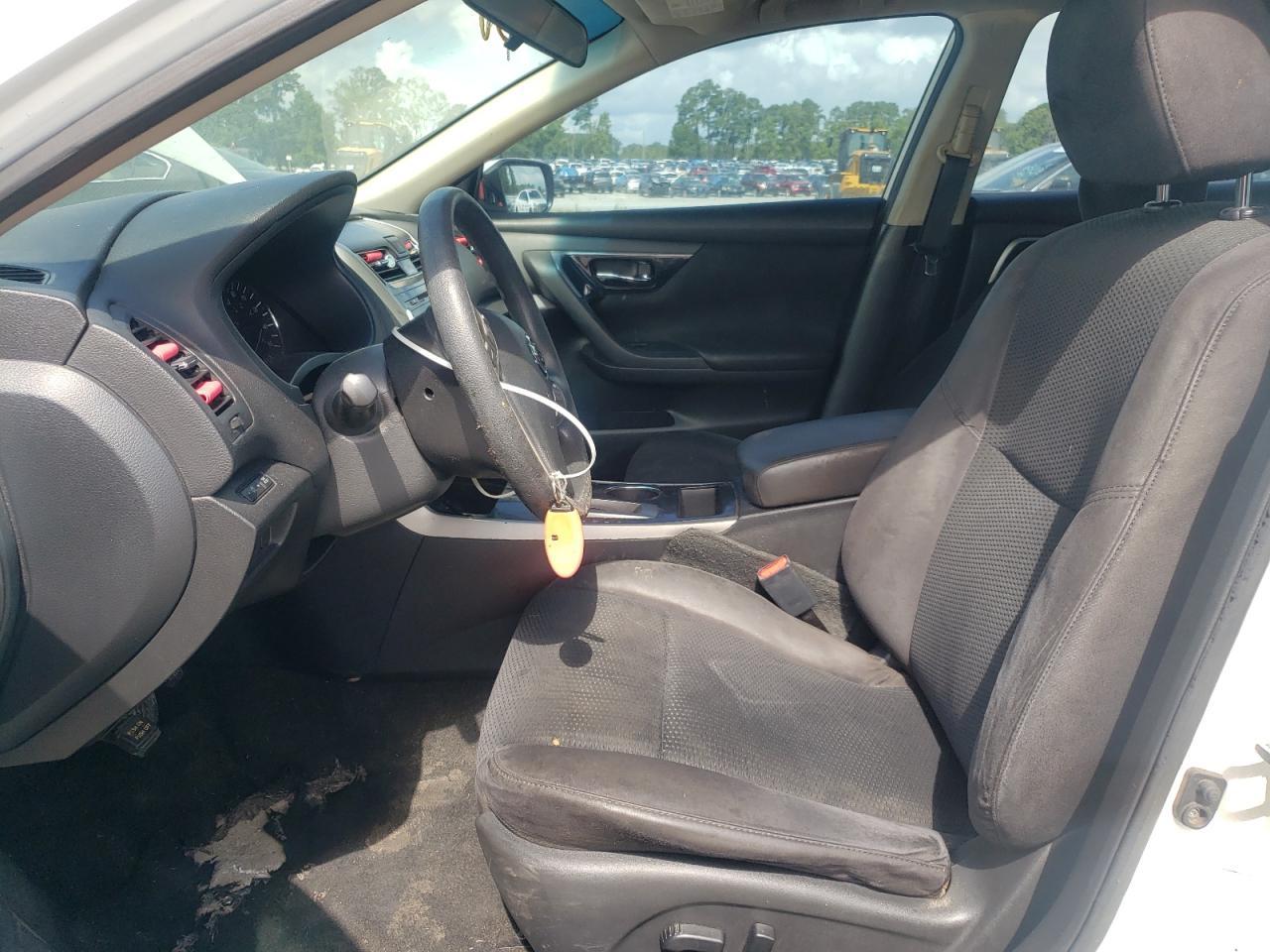 2014 Nissan Altima 2.5 S - Image 7