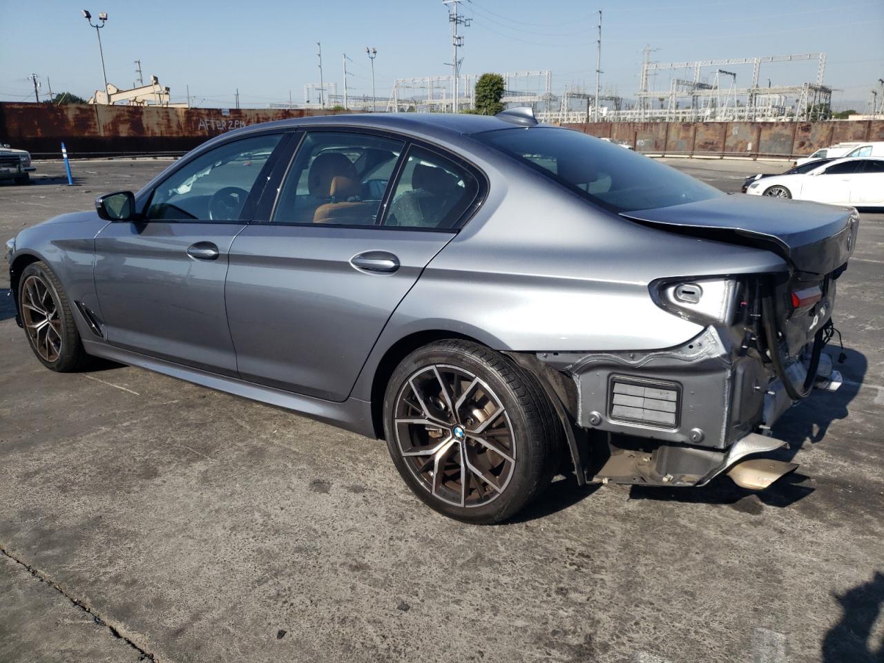 2022 BMW 540 I - Image 2