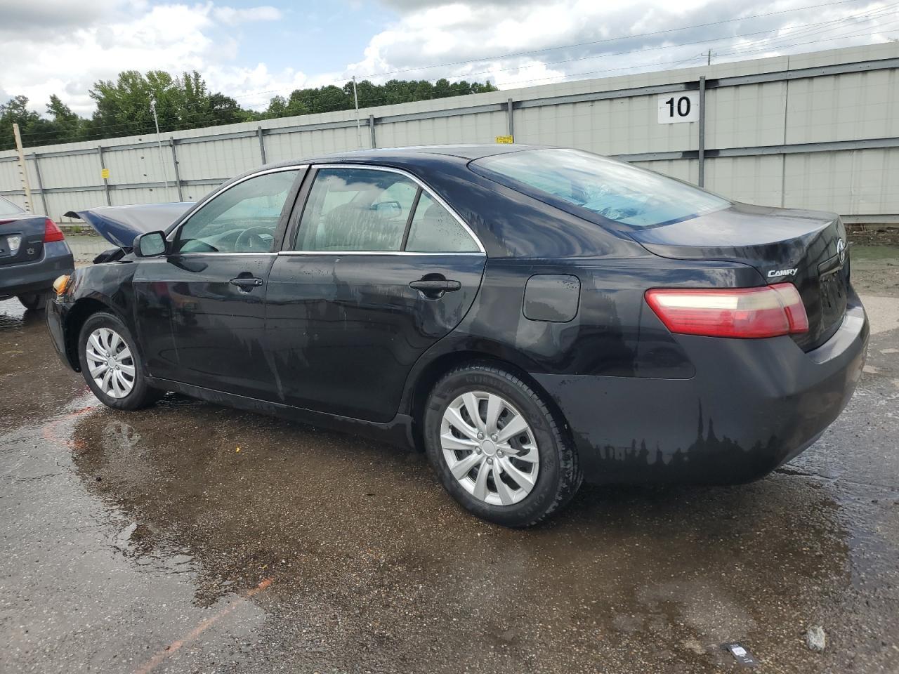 2007 Toyota Camry Ce - Image 2