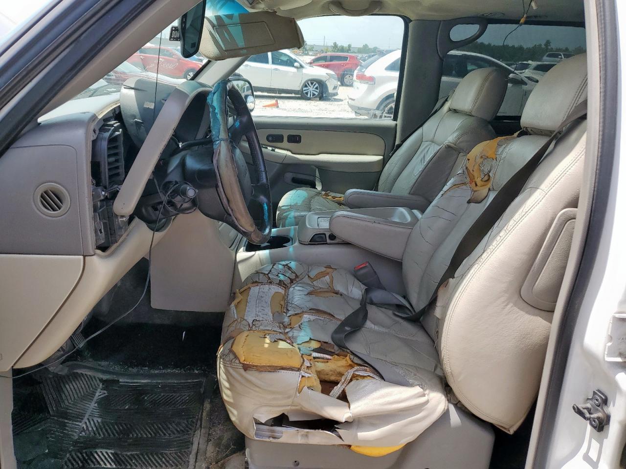 2001 GMC Yukon Xl K1500 - Image 7