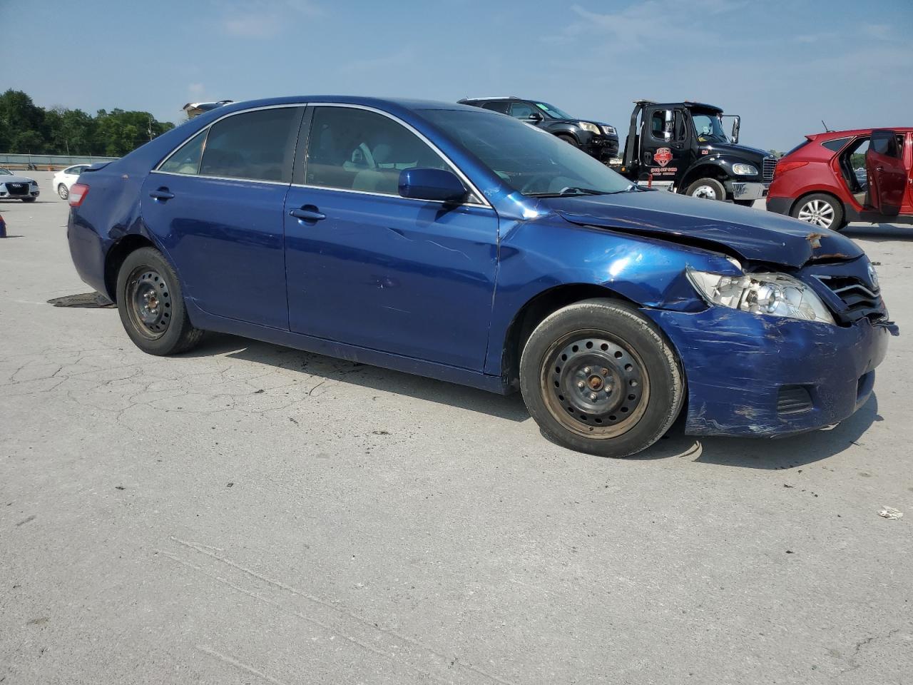 2010 Toyota Camry Base - Фото 4