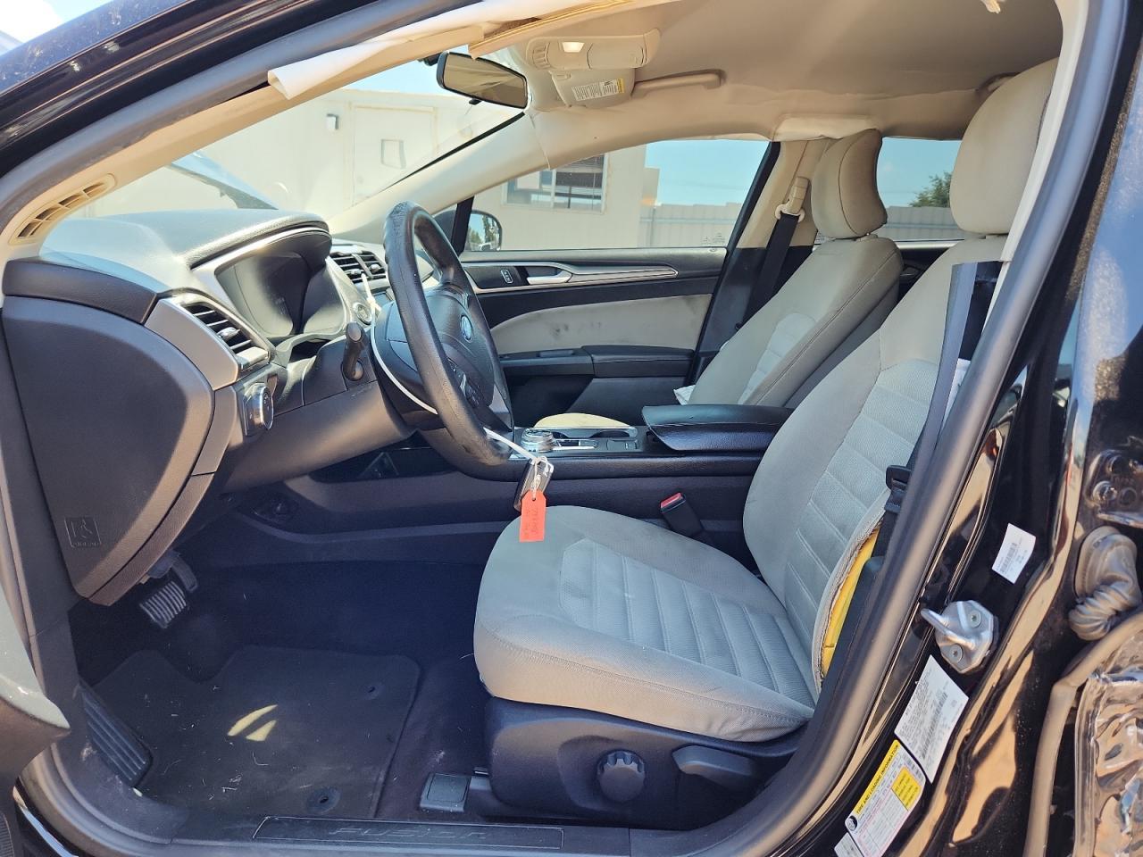 2017 Ford Fusion S - Фото 7