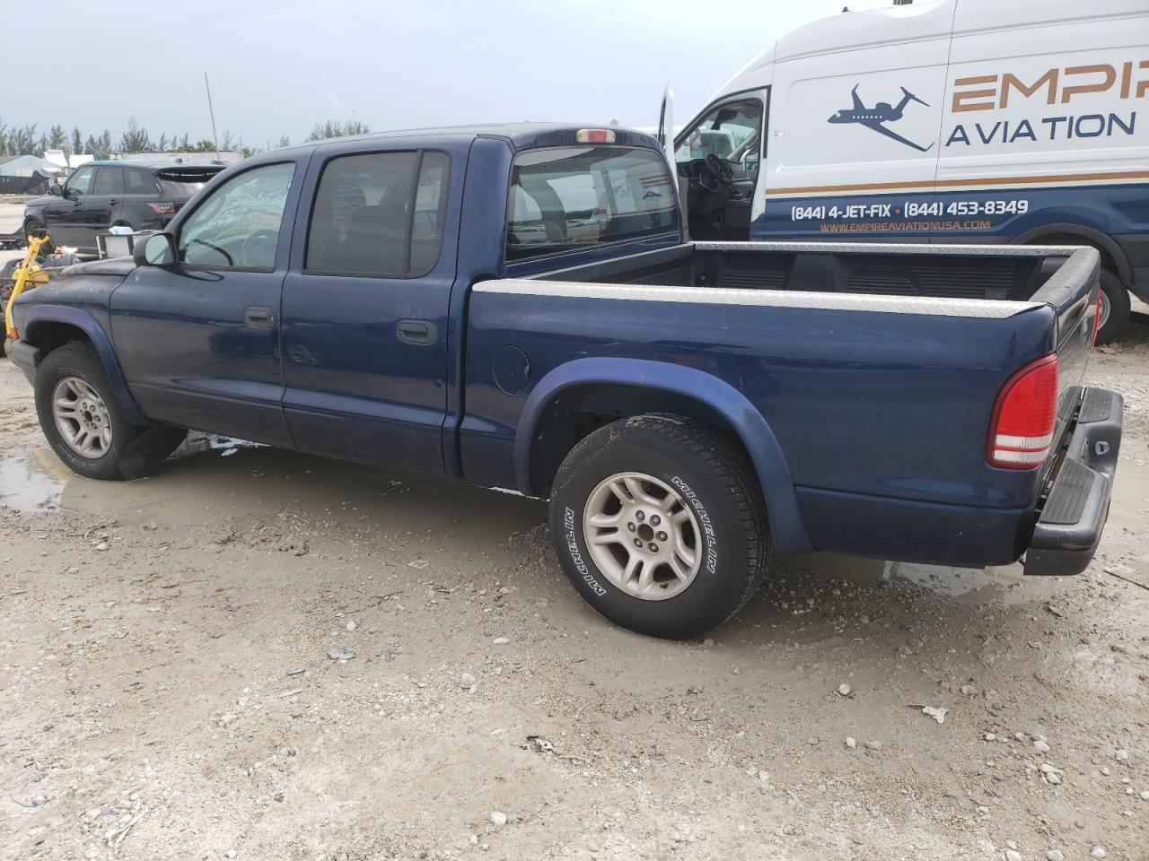 2004 Dodge Dakota Quad Sport - Фото 2