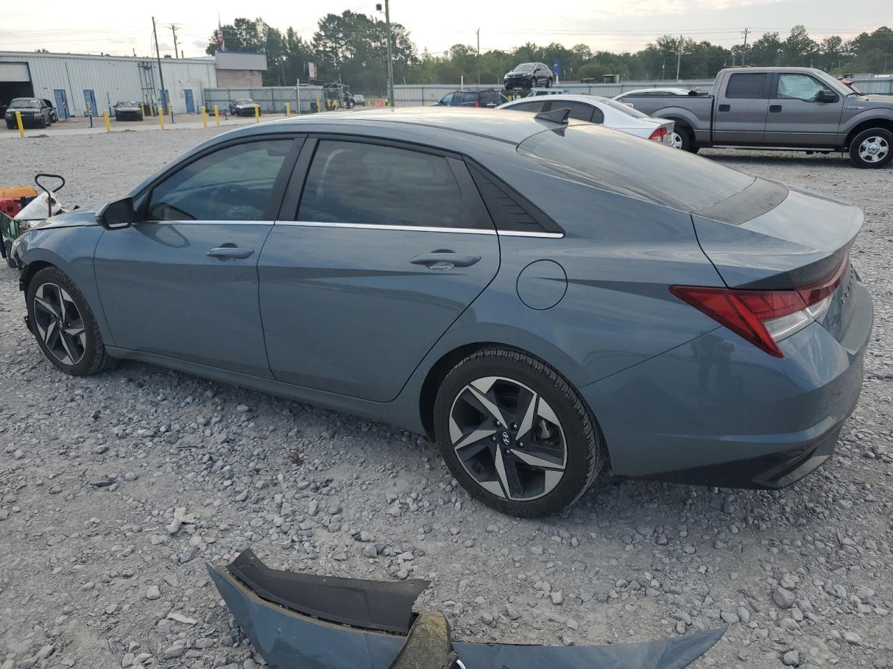 2022 Hyundai Elantra Sel - Image 2