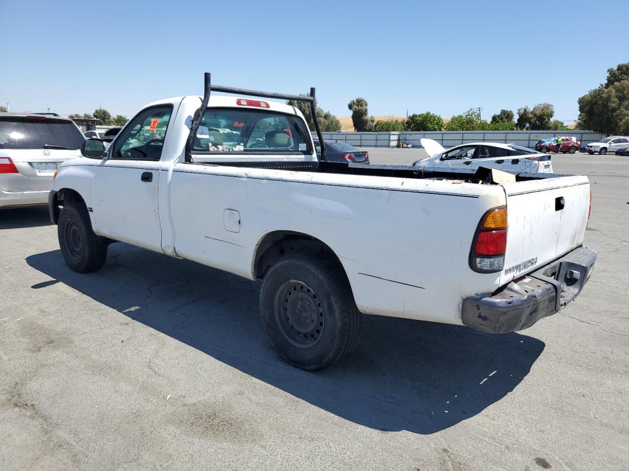 2003 Toyota Tundra - Image 2