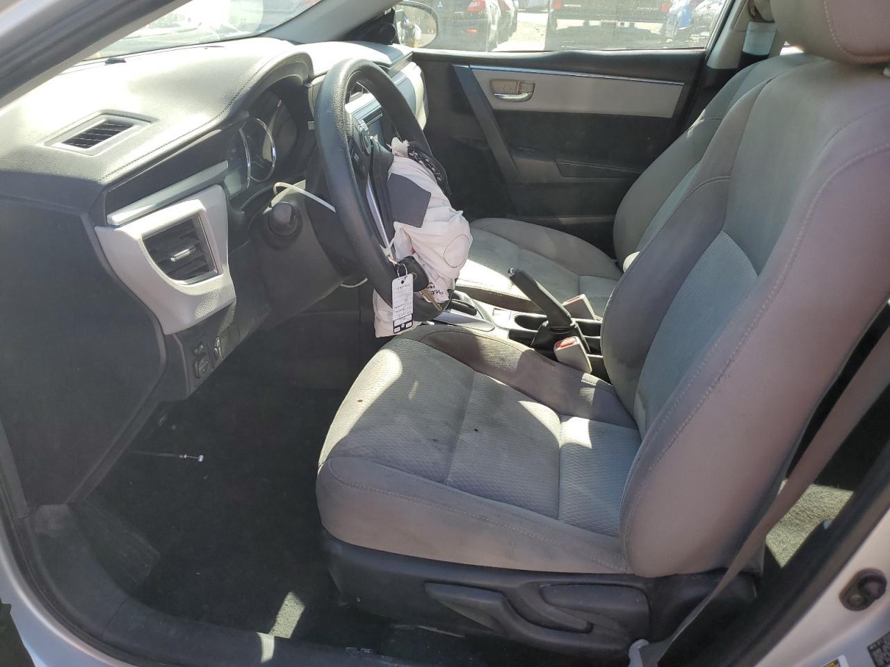 2015 Toyota Corolla L - Фото 7