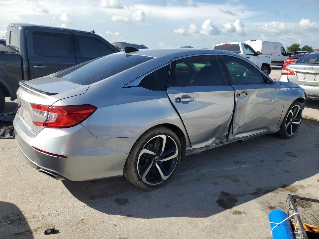 2021 Honda Accord Sport Se - Image 3