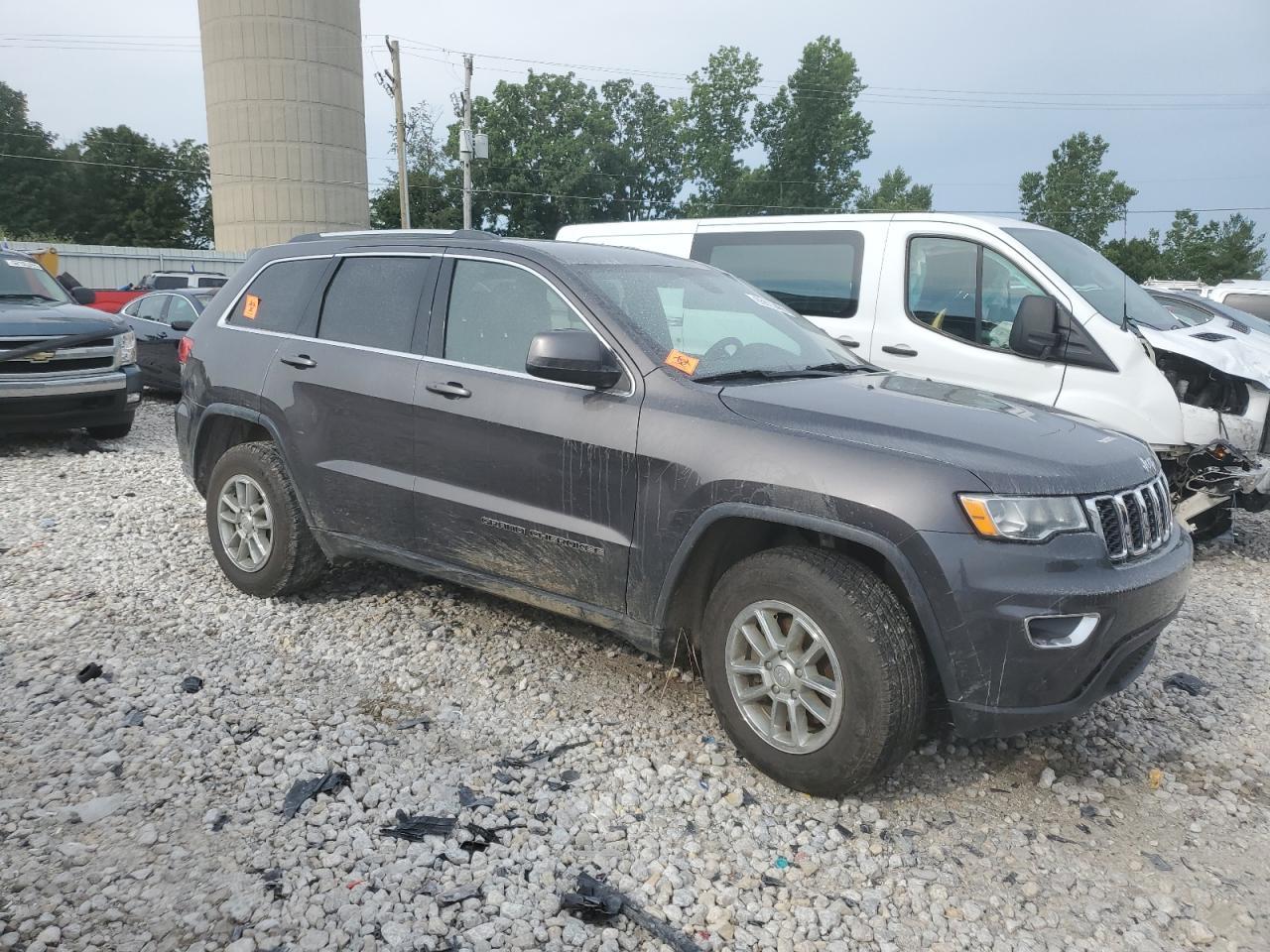 2019 Jeep Grand Cherokee Laredo - Фото 4