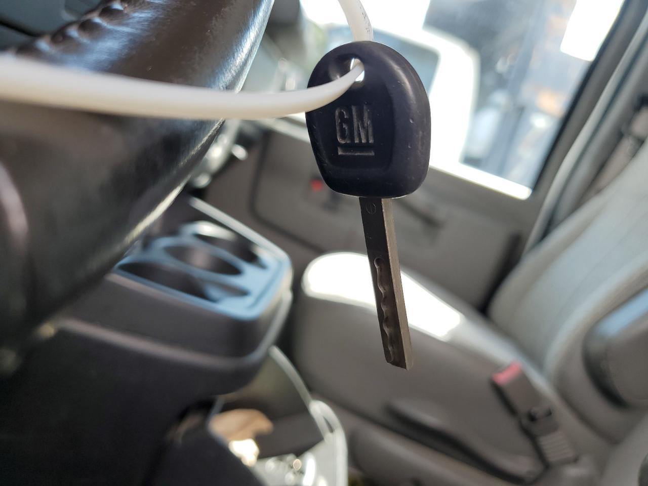 2019 Chevrolet Express G3500 - Фото 6