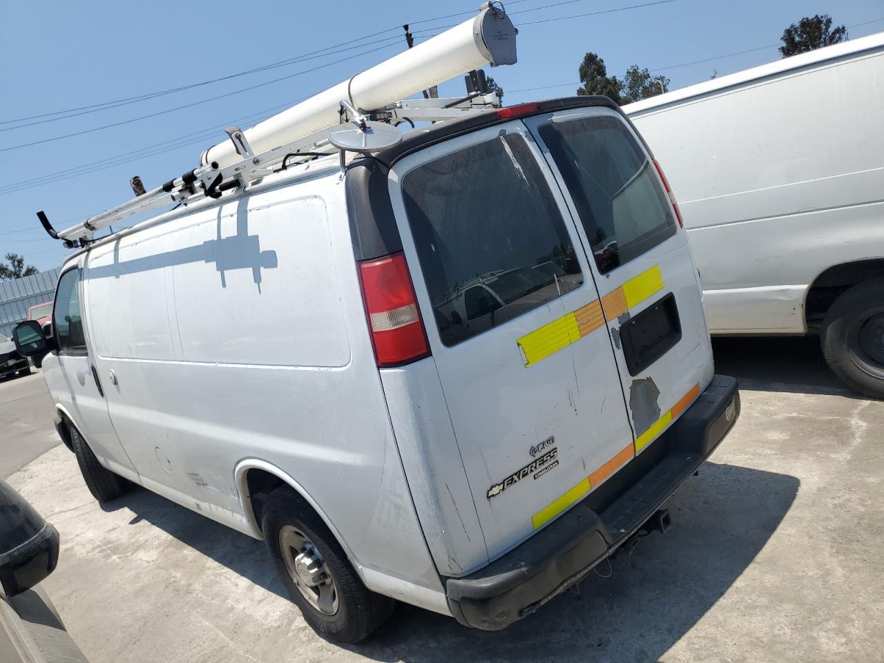 2012 Chevrolet Express G2500 - Image 2