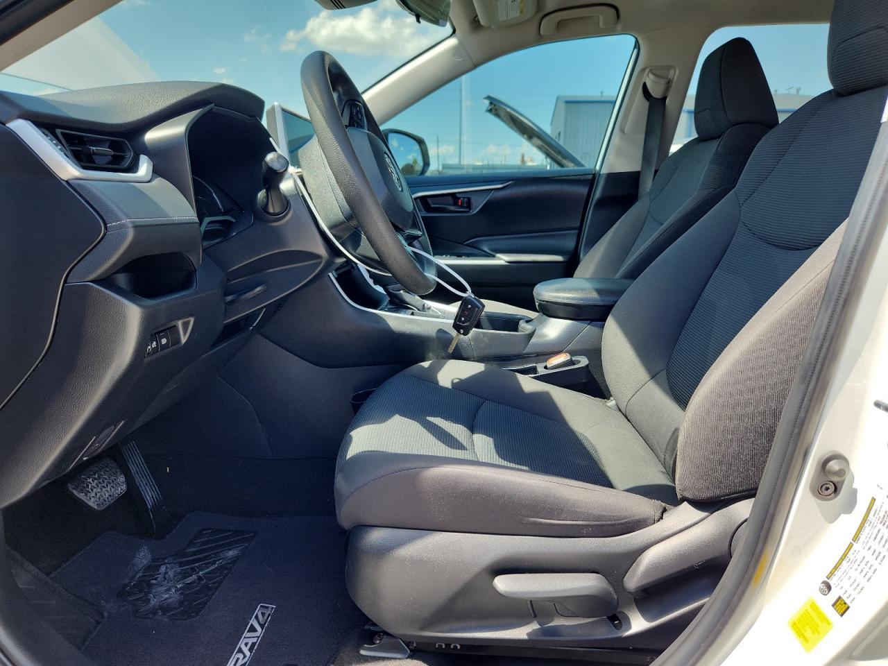 2024 Toyota Rav4 Le - Фото 7