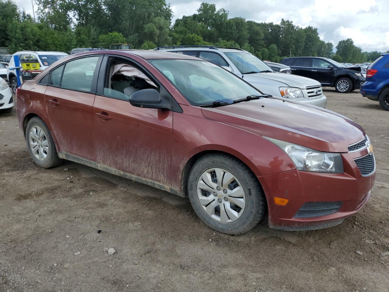 2013 Chevrolet Cruze Ls - Image 4