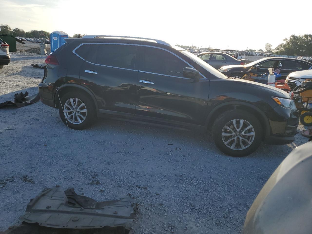 2018 Nissan Rogue S - Фото 4
