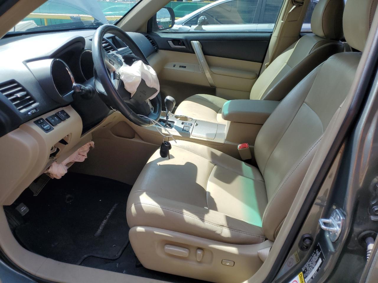 2012 Toyota Highlander Base - Фото 7