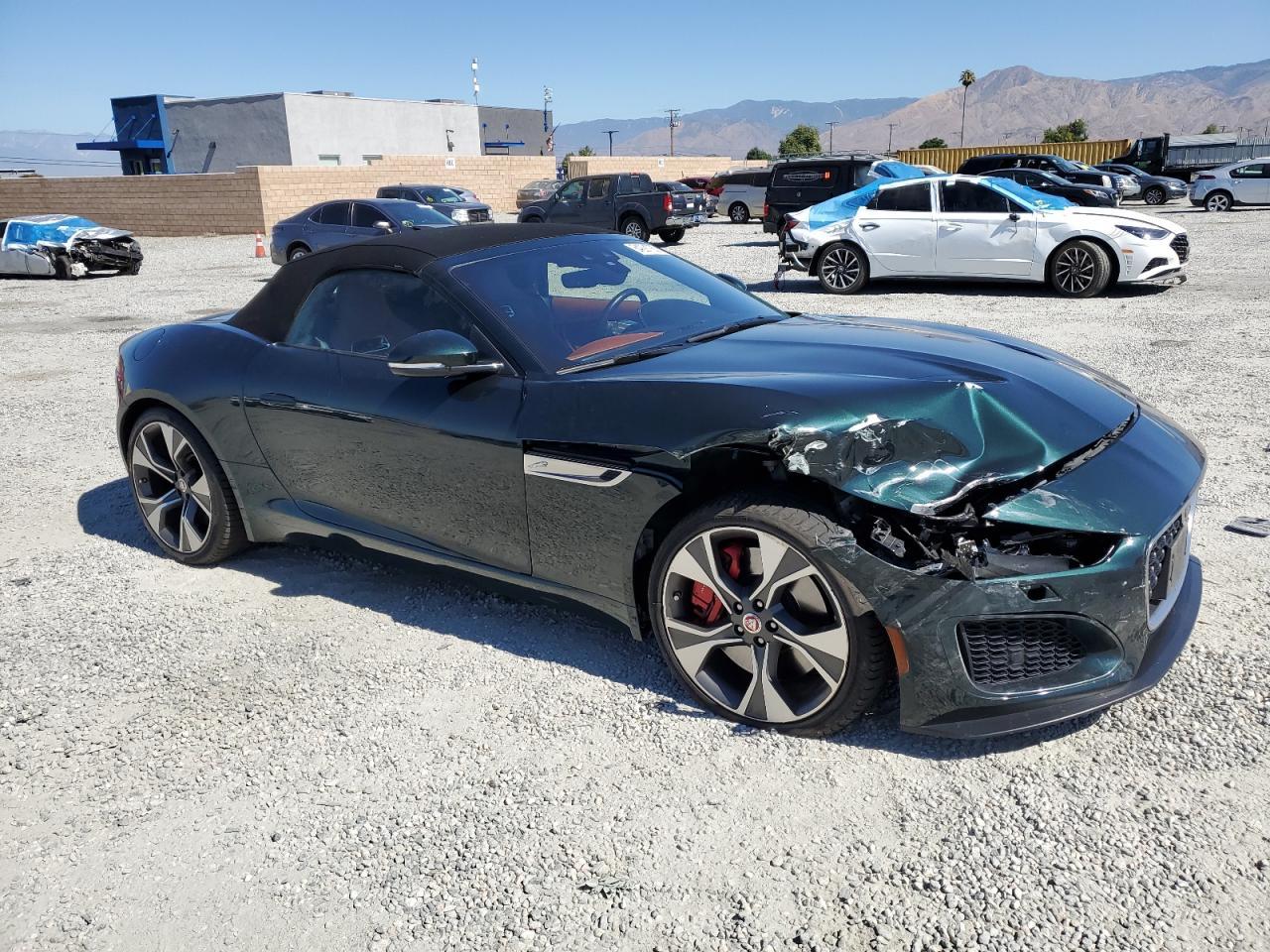 2022 Jaguar F-Type - Фото 4