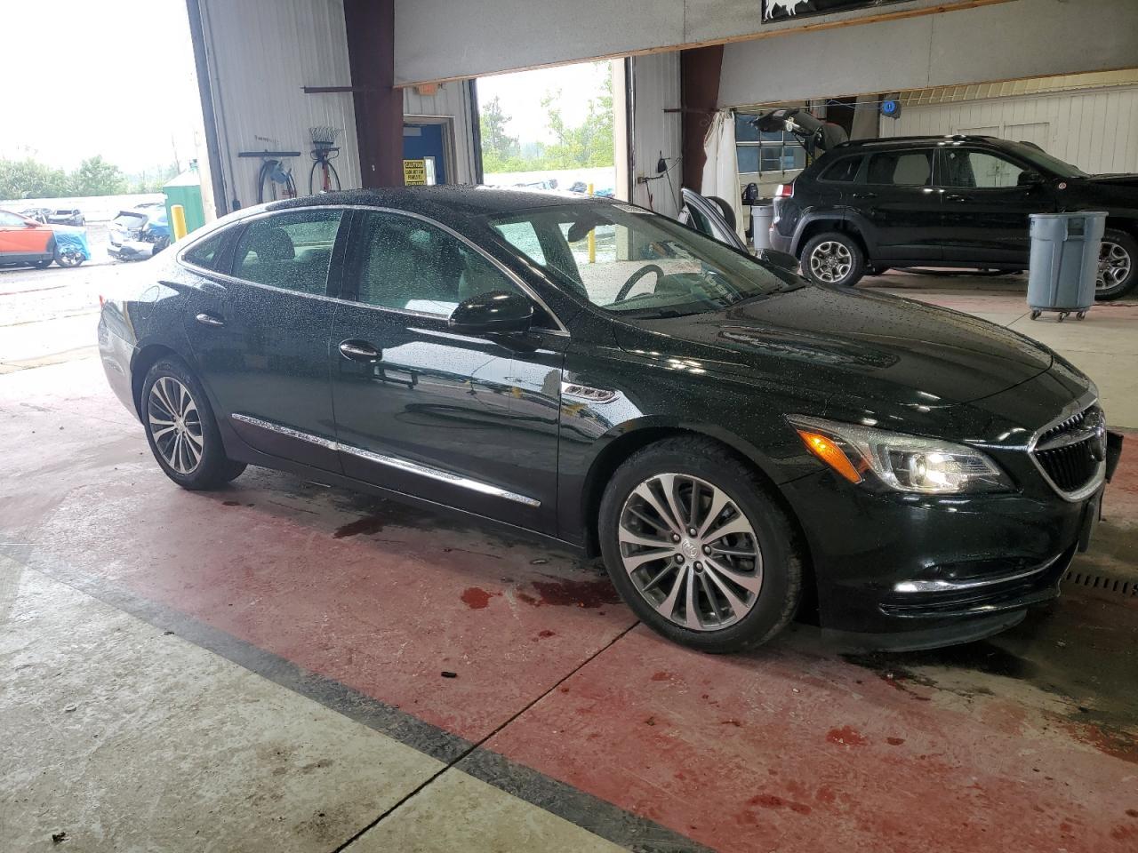 2017 Buick Lacrosse Preferred Preferred - Фото 4