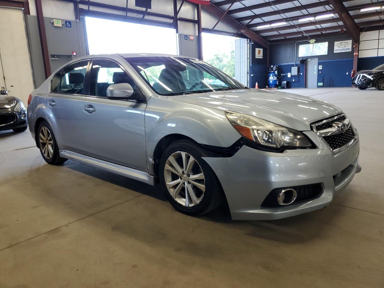 2013 Subaru Legacy 3.6R Limited - Фото 4