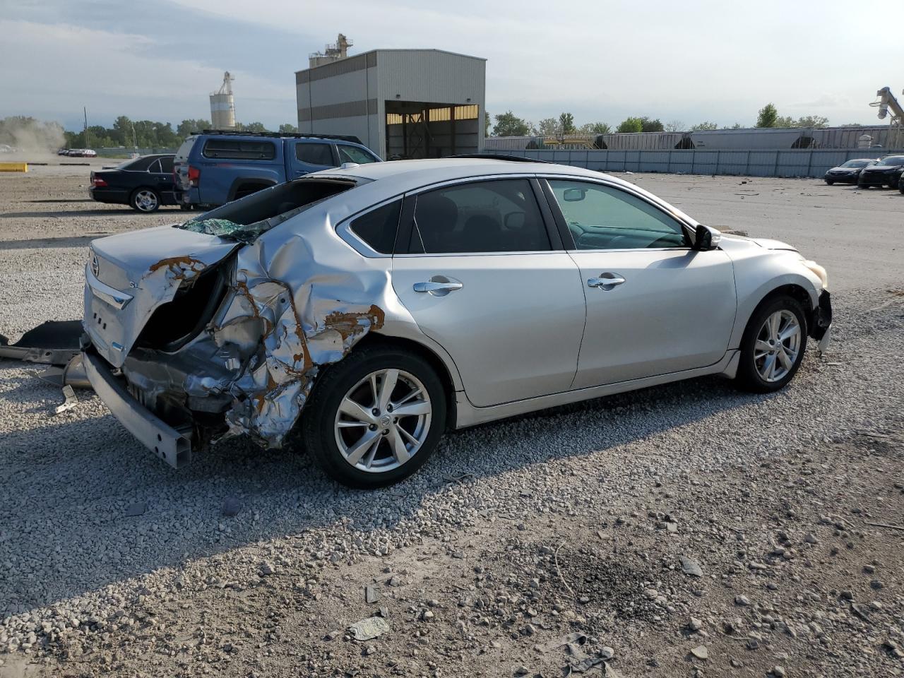 2013 Niss Altima - Фото 3