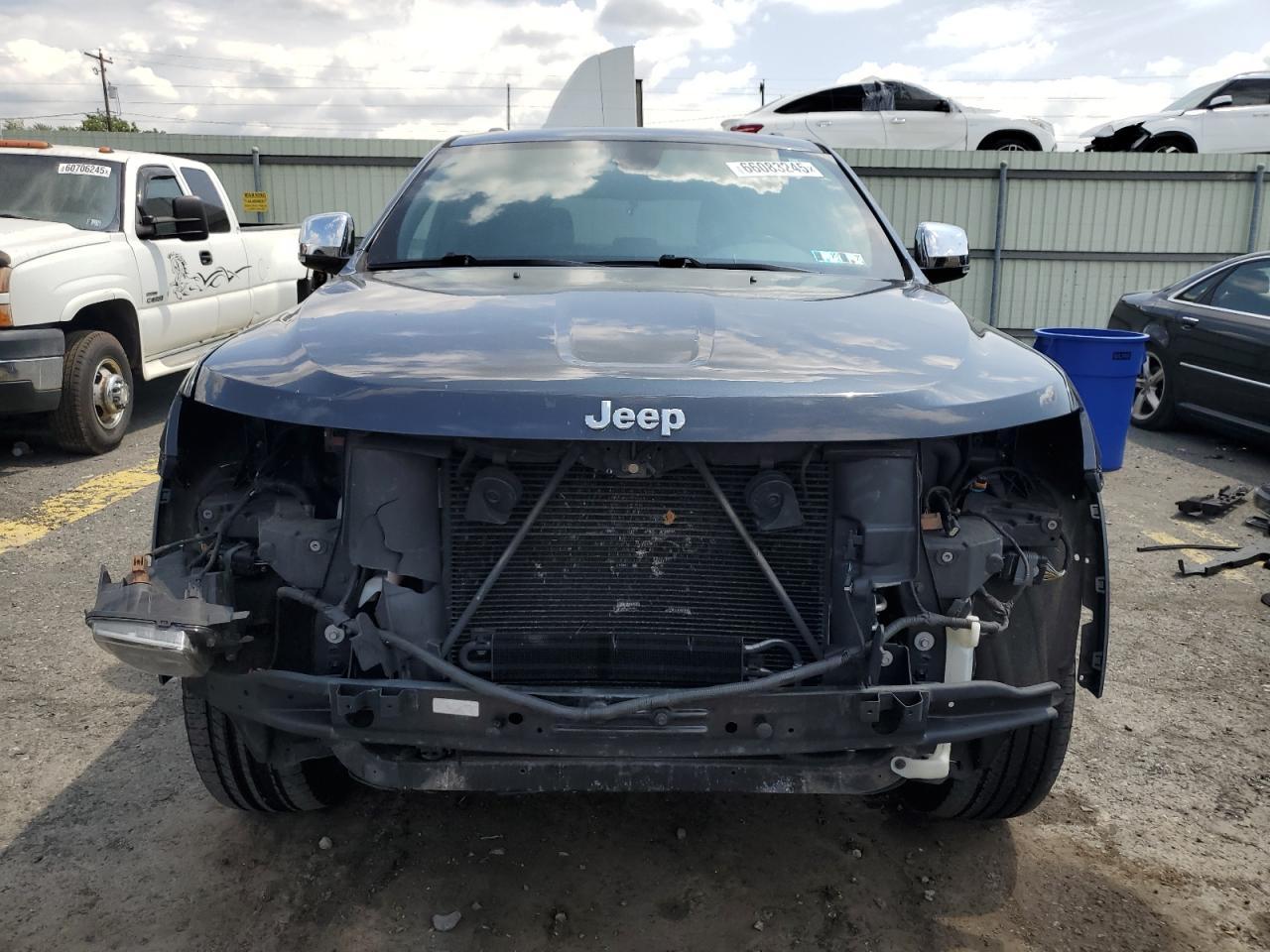 2015 Jeep Grand Cherokee Limited - Image 5