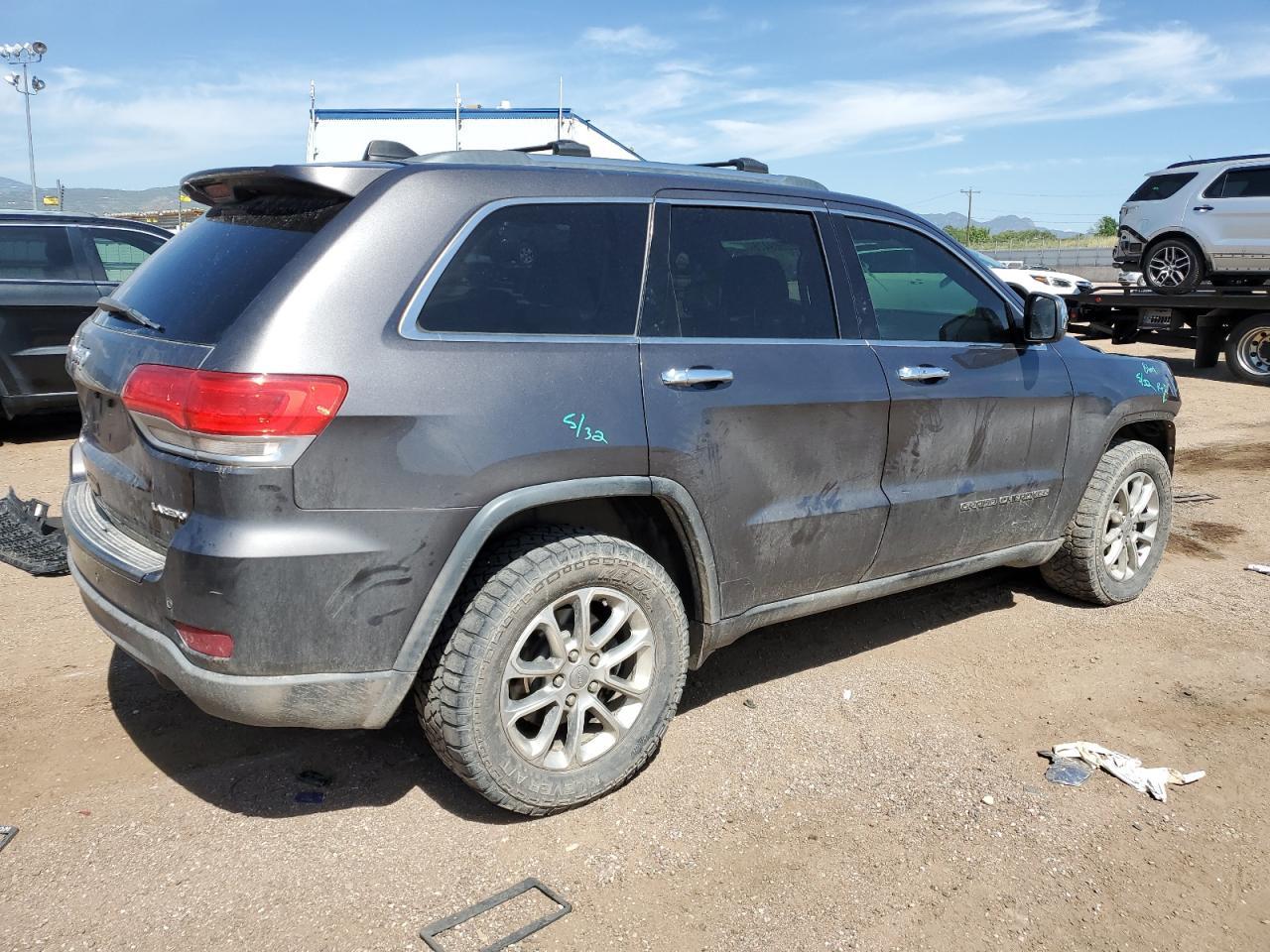 2017 Jeep Grand Cherokee Laredo - Image 3